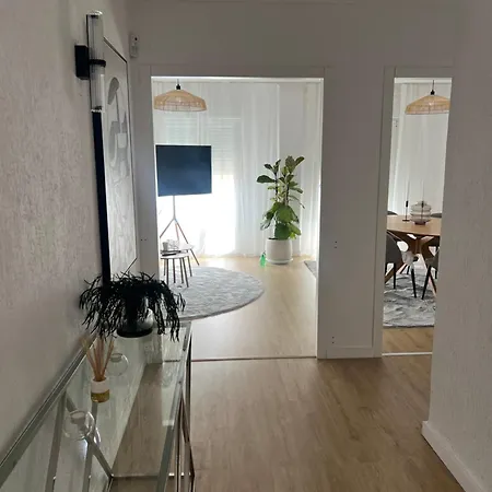 Playa Del Cura, Urban Glow - Modern,comfortable And Stylish Retreat Апартаменти *