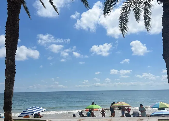 Playa Del Cura, Urban Glow - Modern,comfortable And Stylish Retreat Apartment *